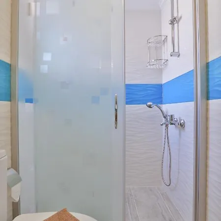 Blue Sea View Peninsula Villa *