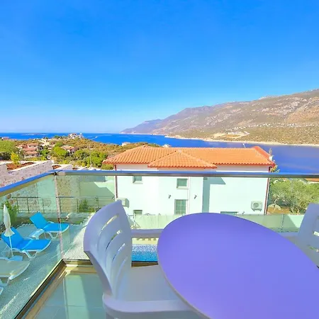 Blue Sea View Peninsula *