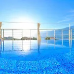 Blue Sea View Peninsula Villa *