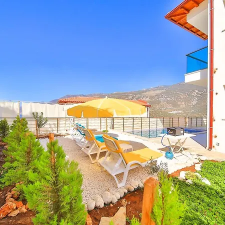 Blue Sea View Peninsula