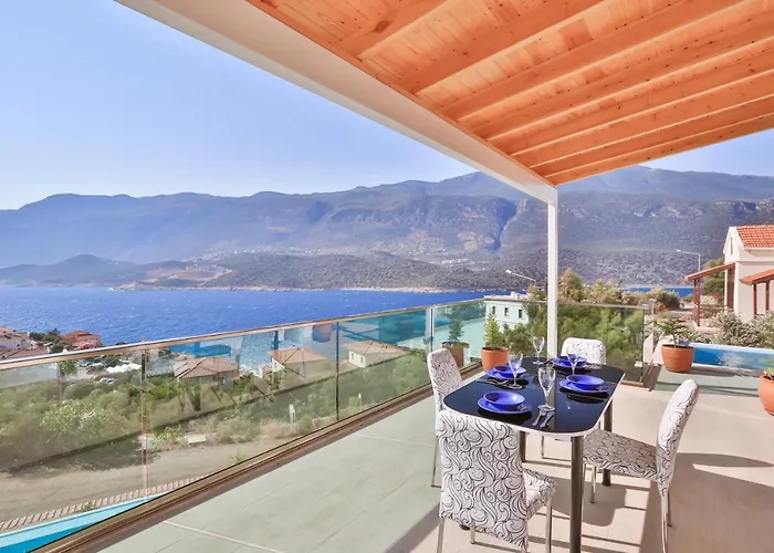 Blue Sea View Peninsula *