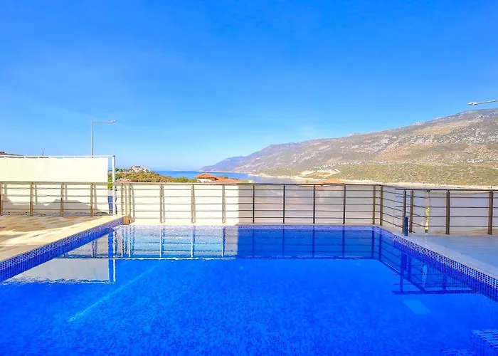 Blue Sea View Peninsula