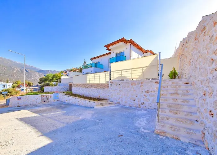 Blue Sea View Peninsula